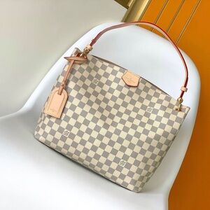 Luxury Checkered Canvas Shoulder Bag in Beige and Pink